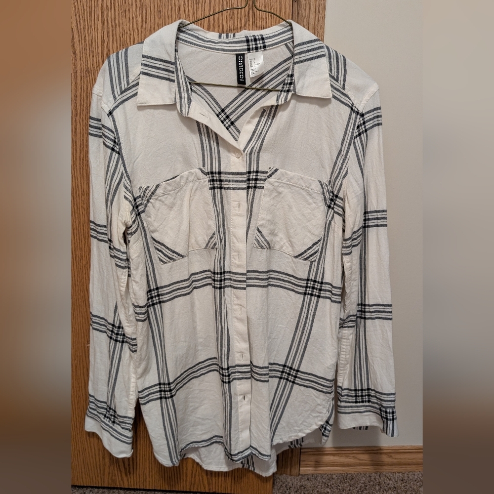 H&M Divided Flannel Button-up